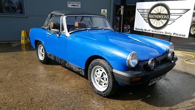 Lot 437 - 1976 MG MIDGET 1500