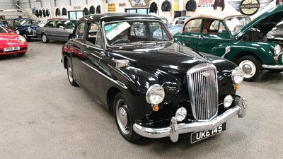 Lot 132 - 1954 WOLSELEY 4/44