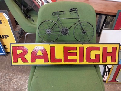 Lot 71 - RALEIGH DESK DISPLAY