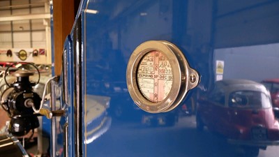 Lot 335 - 1924 ALBION LORRY