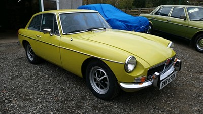 Lot 362 - 1974 MG B GT