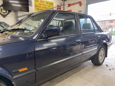 Lot 424 - 1990 BMW 318i LUX