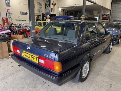 Lot 424 - 1990 BMW 318i LUX