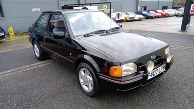 Lot 463 - 1989 FORD ESCORT XR3i