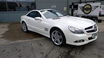 Lot 50 - 2010 MERCEDES SL350