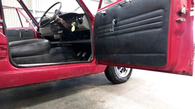 Lot 63 - 1969 HILLMAN MINX