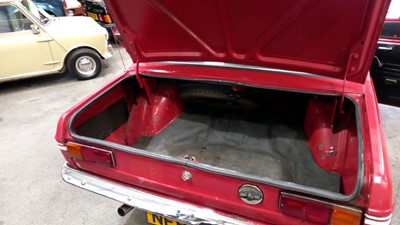 Lot 63 - 1969 HILLMAN MINX