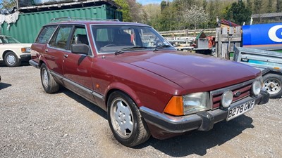 Lot 38 - 1985 FORD GRANADA GHIA