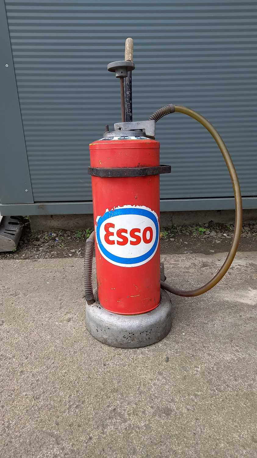 Lot 39 - ESSO TWO STROKE PUMP