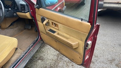 Lot 55 - 1986 VOLVO 240GL AUTO