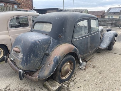Lot 58 - 1952 CITROEN LIGHT 15