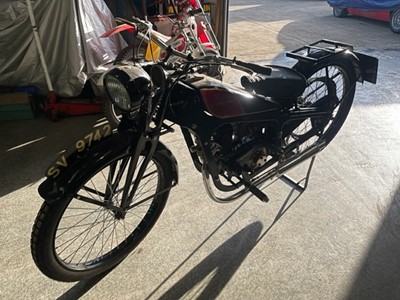 Lot 237 - 1928  COVENTRY EAGLE  147cc MOTORBIKE