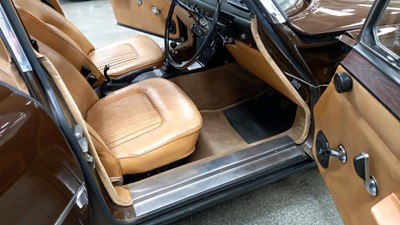 Lot 105 - 1972 ROVER P6 2000 SC