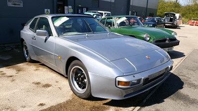 Lot 330 - 1985 PORSCHE 944