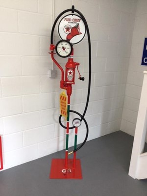 Lot 314 - RENOVATED TEXACO FIRE-CHIEF PUMP