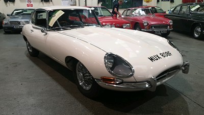 Lot 352 - 1968 JAGUAR 2+2 E-TYPE