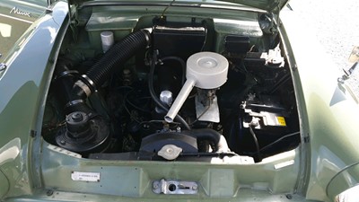 Lot 252 - 1965 HILLMAN MINX DE-LUXE