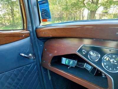 Lot 378 - 1933 ROVER 12 COUPE