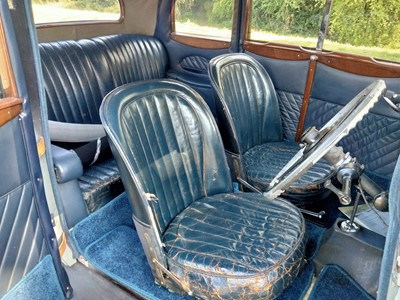 Lot 378 - 1933 ROVER 12 COUPE