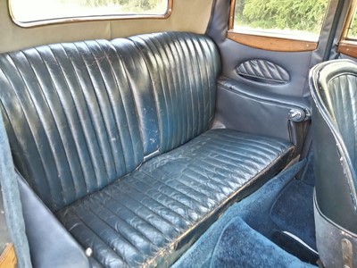 Lot 378 - 1933 ROVER 12 COUPE