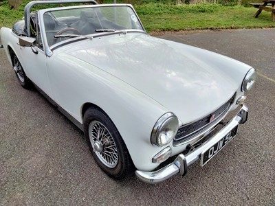 Lot 492 - 1972 MG MIDGET