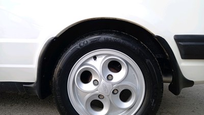 Lot 87 - 1982 FORD ESCORT XR3