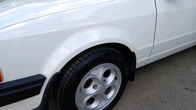 Lot 87 - 1982 FORD ESCORT XR3