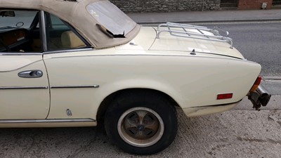 Lot 12 - 1979 FIAT 124 SPIDER