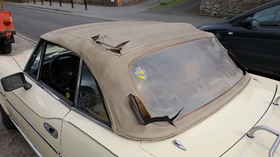 Lot 12 - 1979 FIAT 124 SPIDER