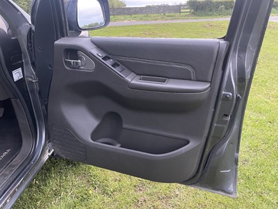 Lot 133 - 2011 NISSAN NAVARA TEKNA