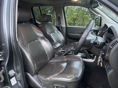 Lot 133 - 2011 NISSAN NAVARA TEKNA