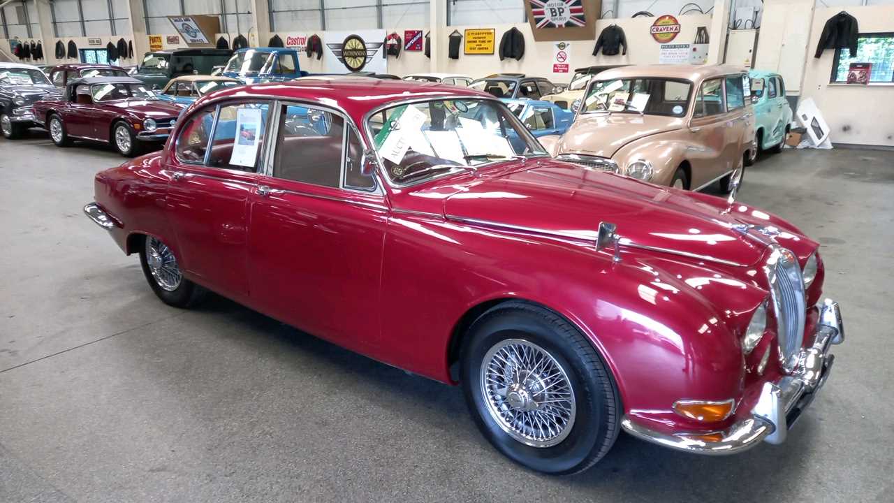 Lot 473 - 1966 JAGUAR S-TYPE