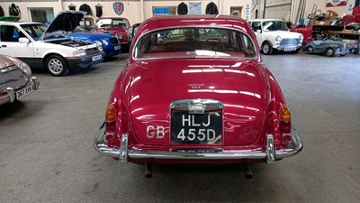 Lot 473 - 1966 JAGUAR S-TYPE