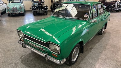 Lot 174 - 1973 FORD ESCORT 1300 XL