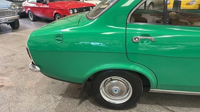 Lot 174 - 1973 FORD ESCORT 1300 XL