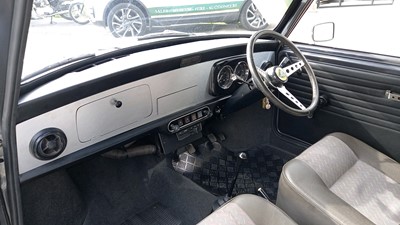 Lot 280 - 1971 AUSTIN MINI CLUBMAN