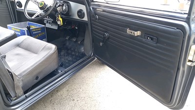 Lot 280 - 1971 AUSTIN MINI CLUBMAN