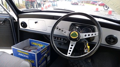 Lot 280 - 1971 AUSTIN MINI CLUBMAN