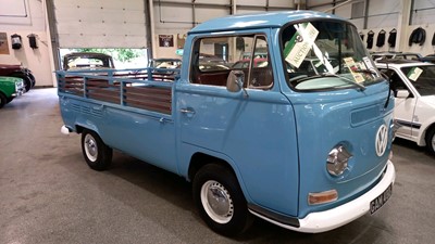 Lot 297 - 1971 VOLKSWAGEN T2 PICK-UP