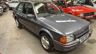 Lot 328 - 1989 FORD ESCORT XR3 INJ