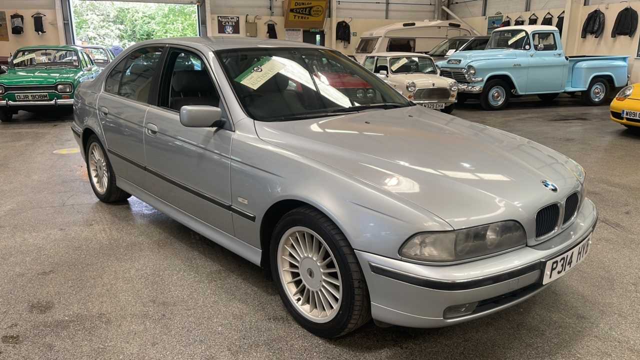 Lot 340 - 1996 BMW 523I SE AUTO