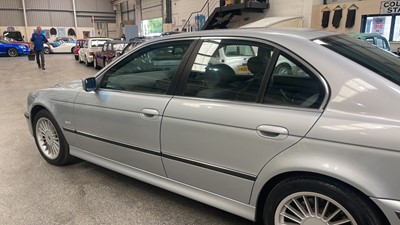 Lot 340 - 1996 BMW 523I SE AUTO