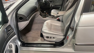 Lot 340 - 1996 BMW 523I SE AUTO