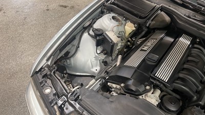 Lot 340 - 1996 BMW 523I SE AUTO