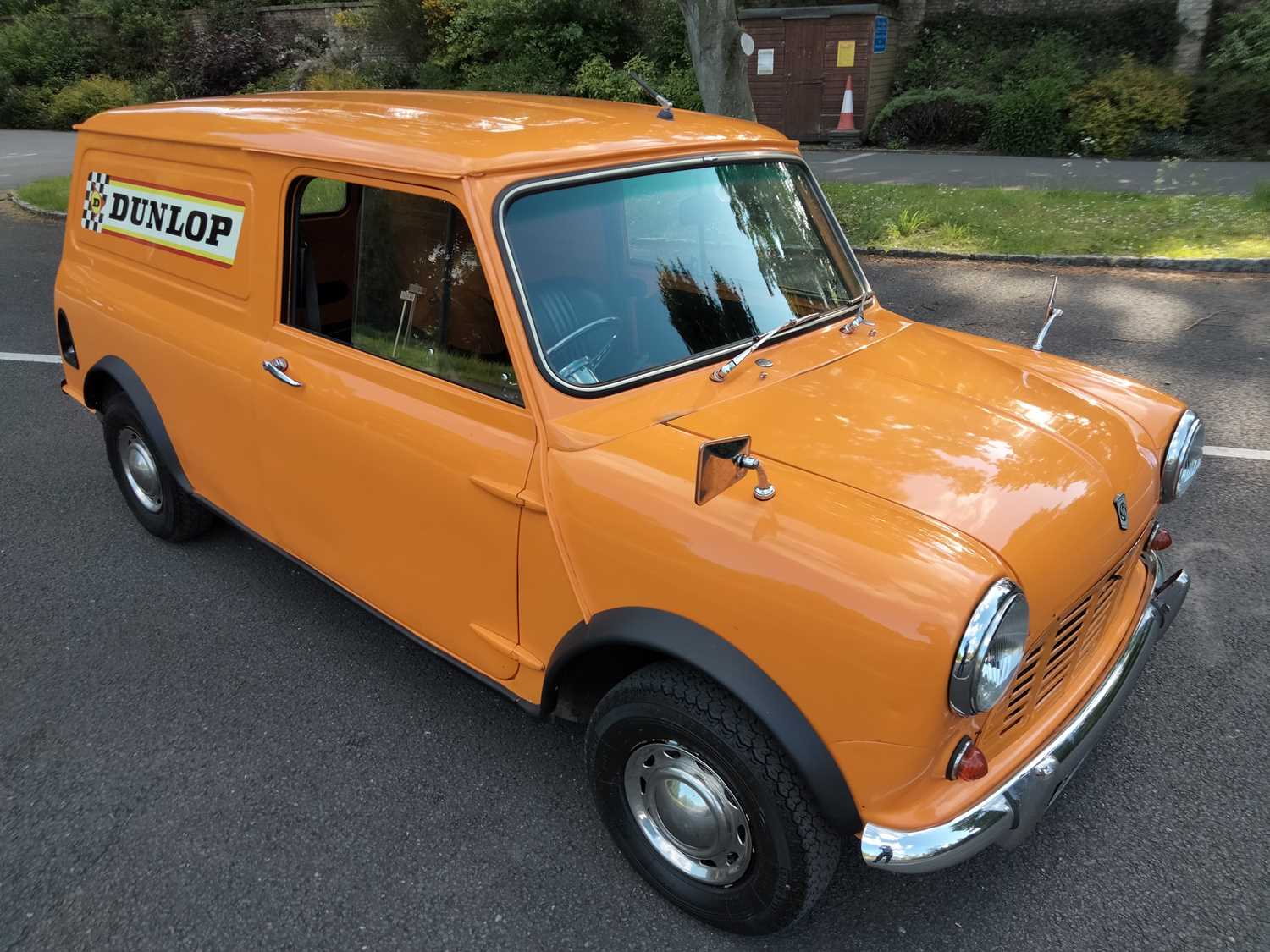 Lot 383 - 1961 AUSTIN MINI 850 VAN
