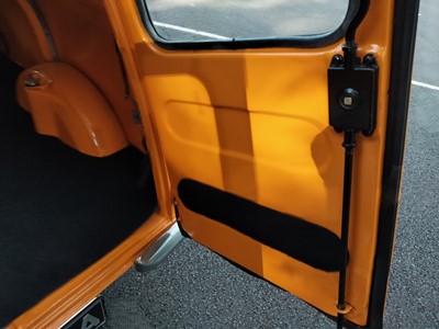 Lot 383 - 1961 AUSTIN MINI 850 VAN