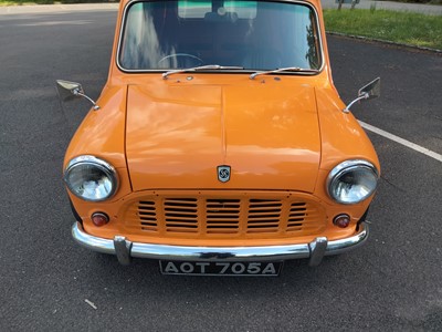 Lot 383 - 1961 AUSTIN MINI 850 VAN