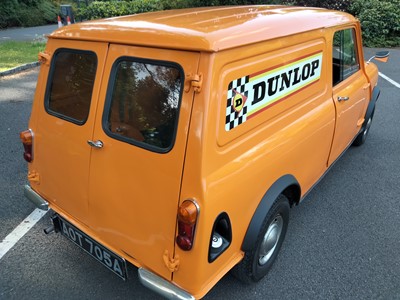 Lot 383 - 1961 AUSTIN MINI 850 VAN