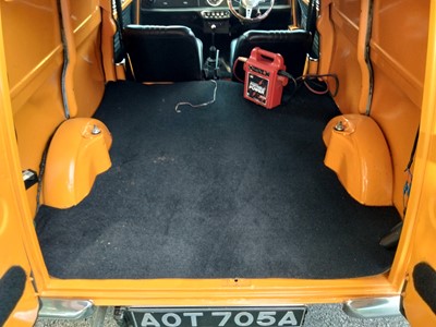 Lot 383 - 1961 AUSTIN MINI 850 VAN
