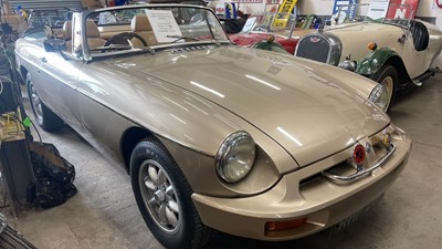 Lot 382 - 1976   MG B
